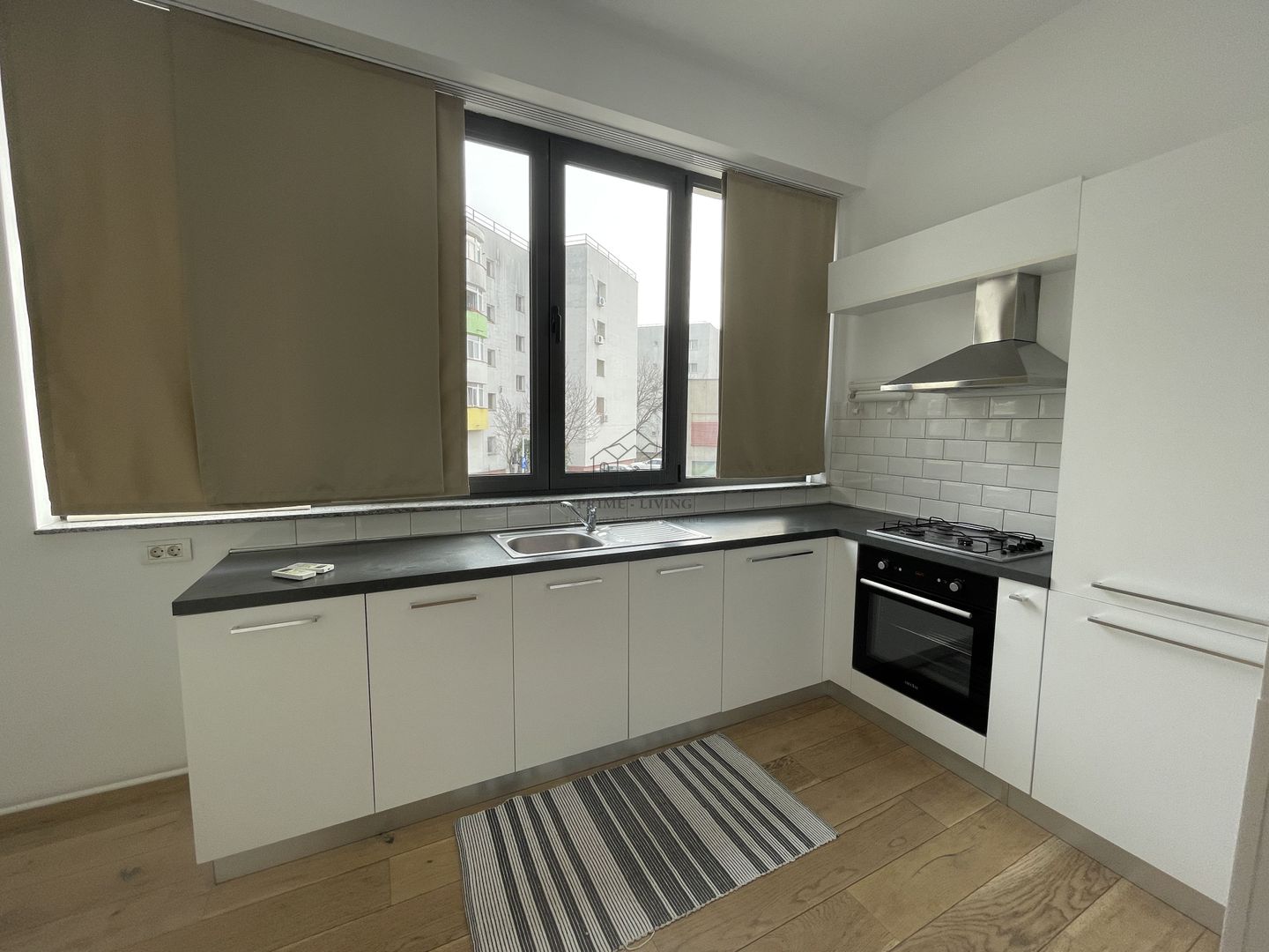 APARTAMENT COCHET DE 3 CAMERE IN ZONA AVIATIEI LANGA PARC HERASTRAU - Poză 2