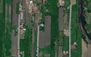 Teren intravilan de vânzare în comuna Golești, sat Golești, strada Jijiei nr. 20 - Poză 4
