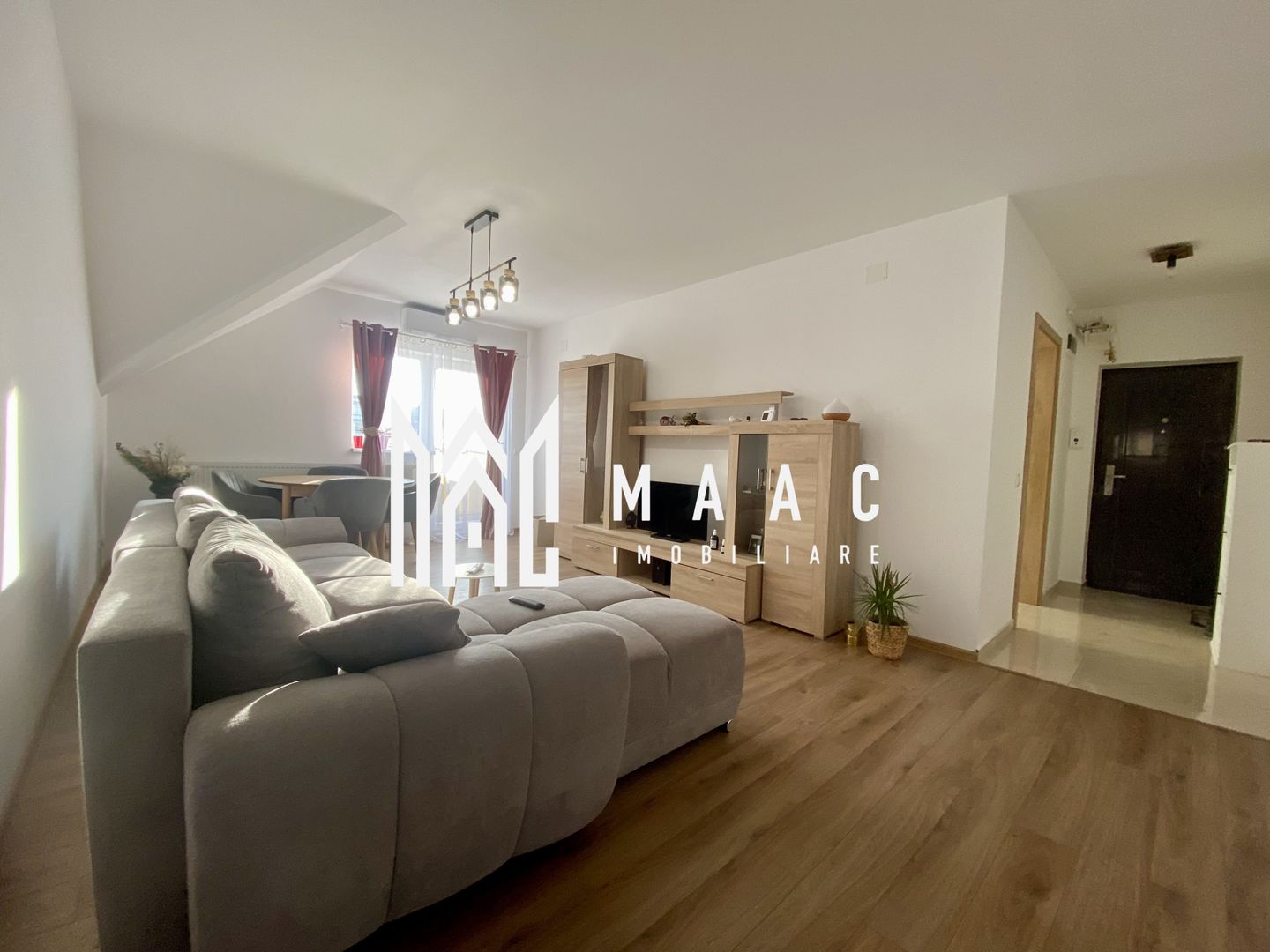 Apartament 2 camere | Etaj 3 | Balcon | Parcare | Selimbar - Poză 2