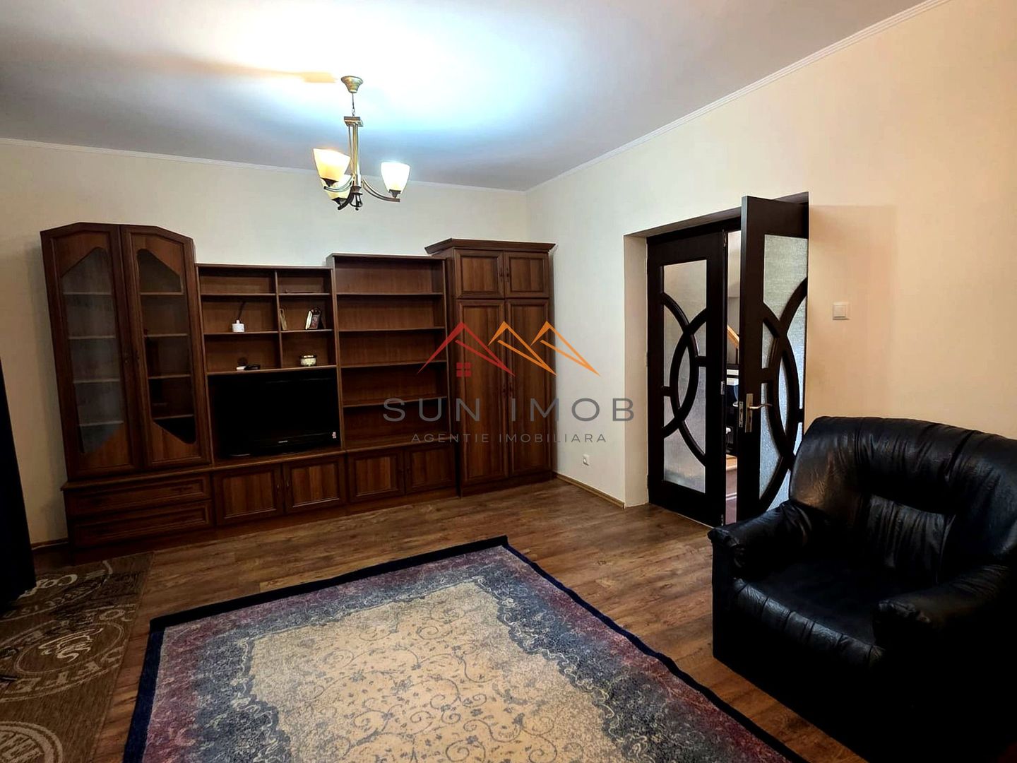 Casa P+1, 3 camere, teren 257 m2, zona rezidentiala deosebita, Campina - Poză 2