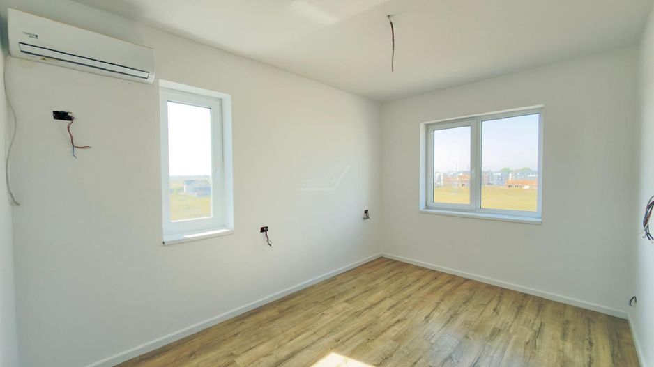 Proprietar vand apartament tip Penthouse. Bloc finalizat. Toate utilitatile. - Poză 9