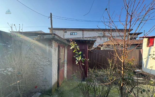 De Vânzare - Casă, Strada Griviței - Poză 9