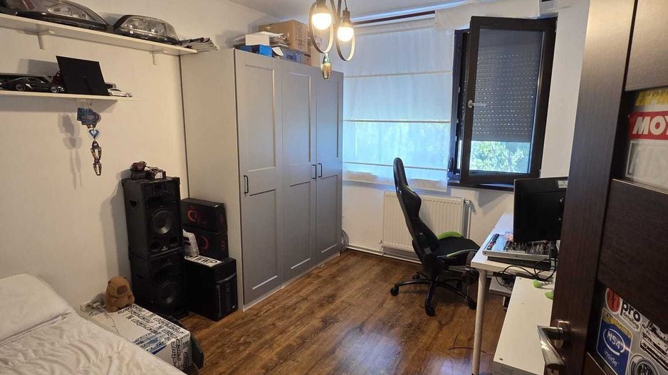 Vanzare Apartament 4 camere, 2 băi, balcon mare, centrala, boxa – Drumul Taberei - Poză 5