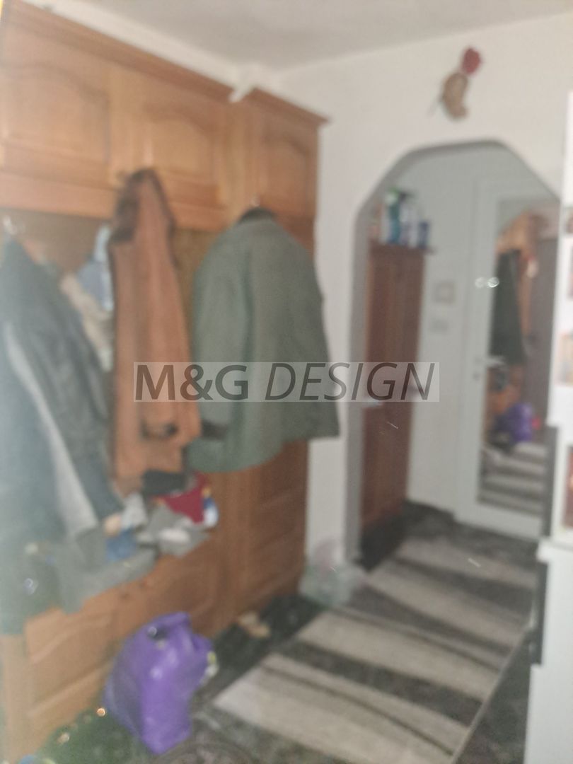 Apartament 2 camere Aradului etaj 4 decomandat - Poză 4