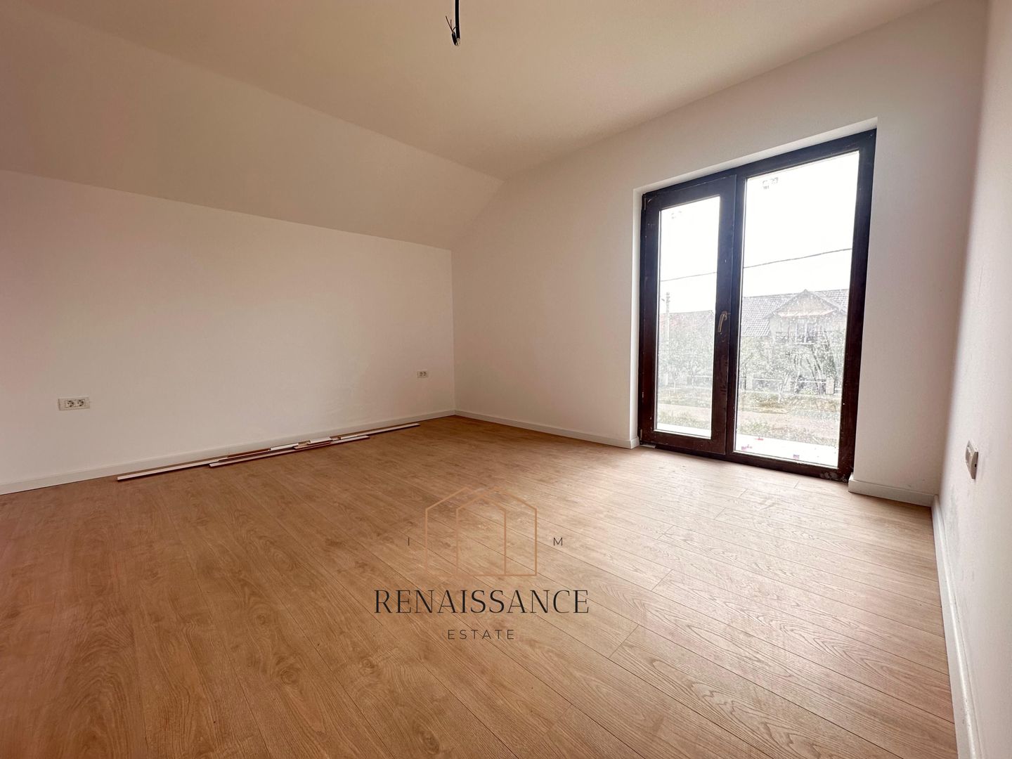 Bucovat Casa Individuala P+M+Pod 4 Camere 2 Bai | 500mp Teren - Poză 9
