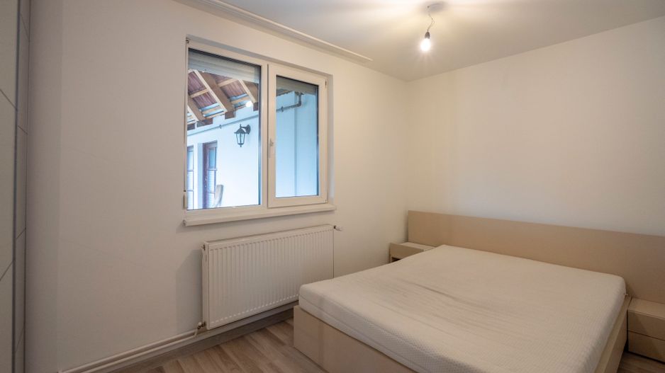 Casa Oradea 4 camere 1100 mp teren panouri si baterie de stocare - Poză 6