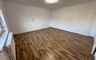 Spatiu birouri 3 camere | Parcare | Curte | Calea Dumbravii - Poză 1