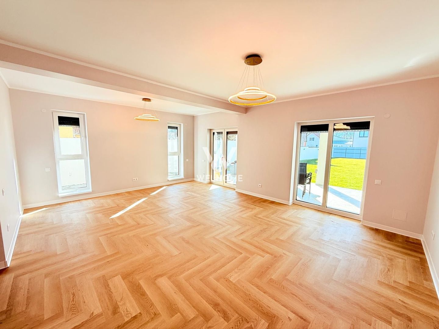 Casă individuală premium de vânzare în Șelimbăr – 650 mp teren - Poză 9