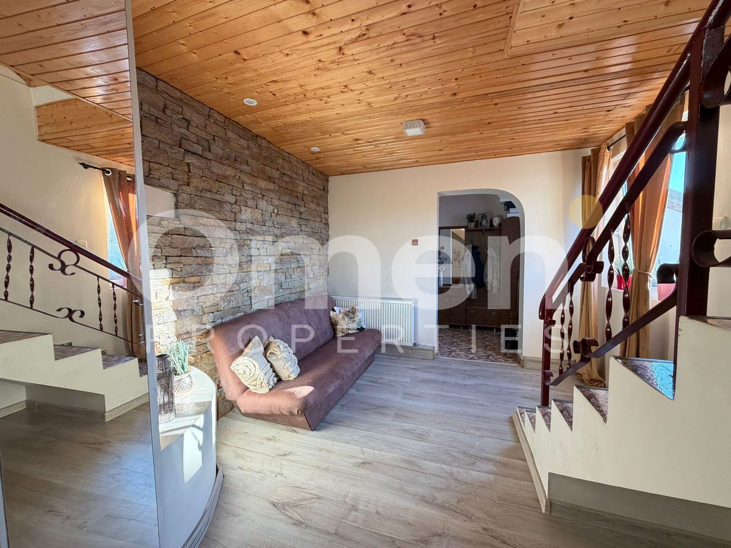 Casa individuala cu curte disponibila pentru vanzare, situata in zona centrala - Poză 6