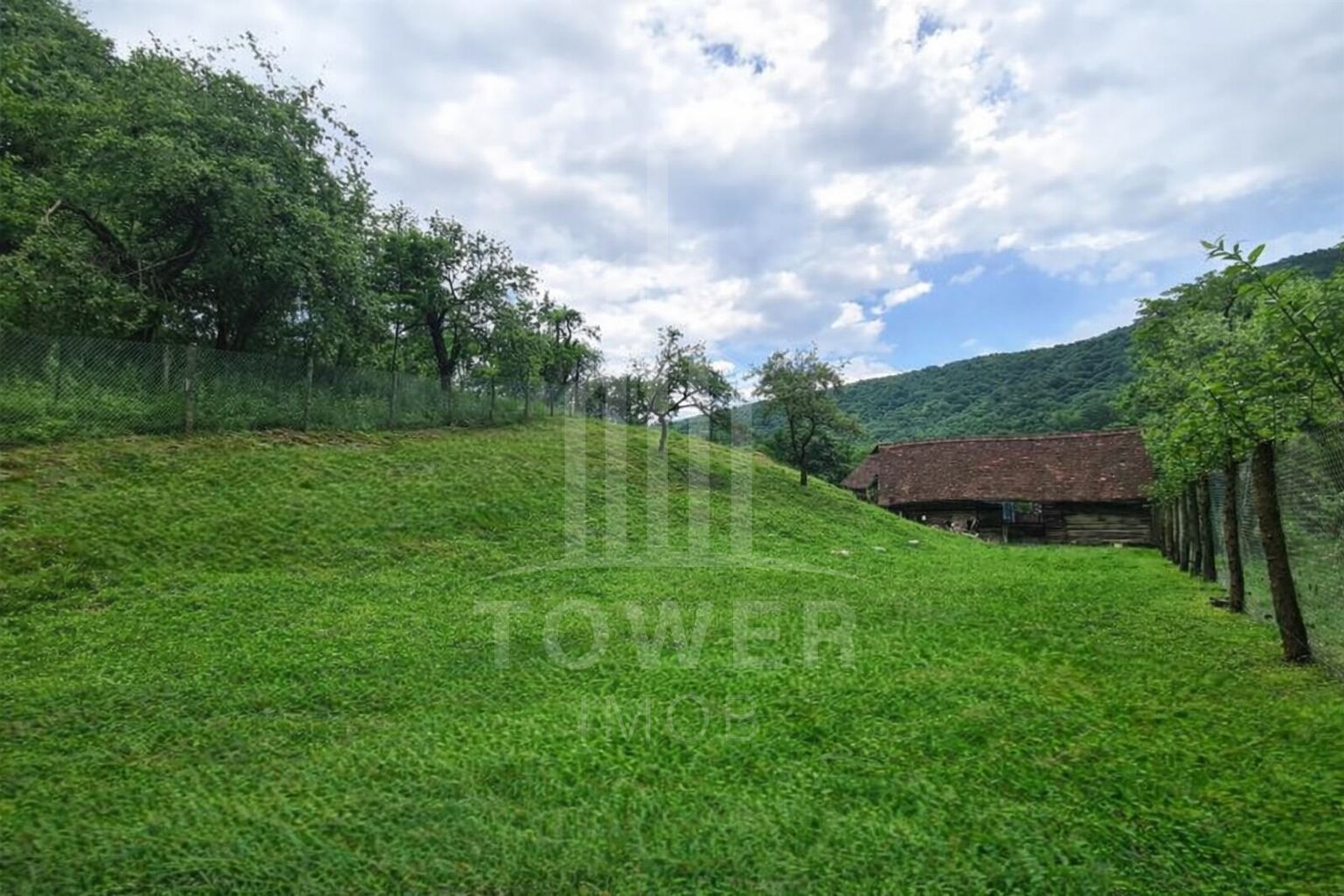 Casa renovata in Fantanele - Poză 18