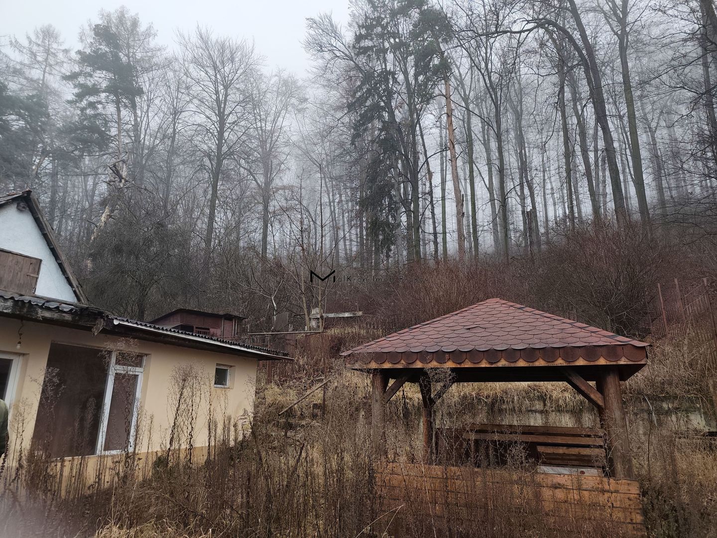 Proprietate amplă cu două case și teren generos, Brașov – str. Cariere - Poză 21