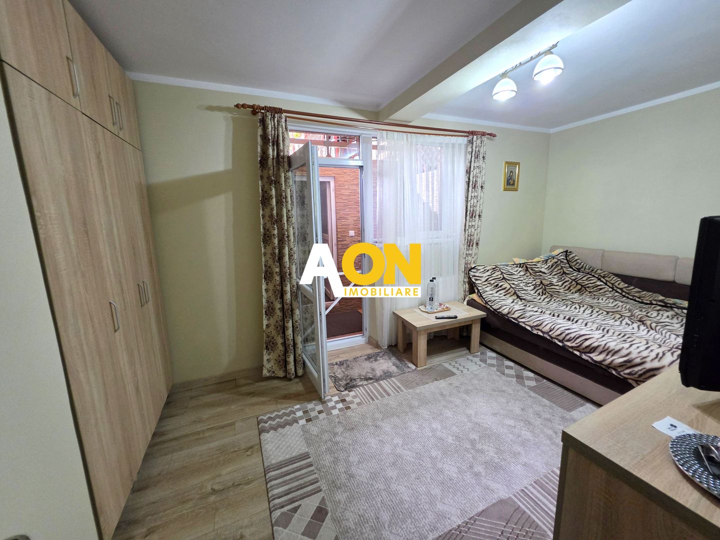 Casă 4 camere, mobilată, utilată, D+P+M, 326 mp teren, Cetate - Poză 23