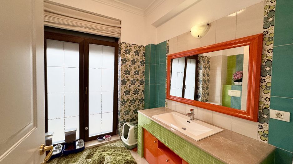 Vila lux cu 1000 mp teren pe Erou Iancu Nicolae langa Jolie Ville - Poză 32