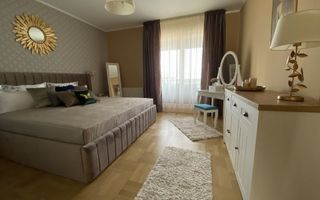 Apartament superb, 3 camere decomandate, terasa 42mp, VIEW - Poză 5