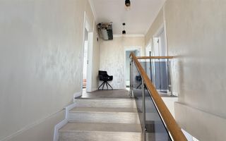 Casa individuala || 5 camere || 5 min fata de metrou - Poză 9