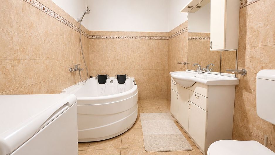 Vânzare apartament 2 camere ultracentral (în curte la McDonalds) - Poză 6