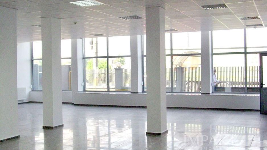 De vânzare clădire de birouri – 1.226 mp | Str. Aurel Vlaicu - Poză 1