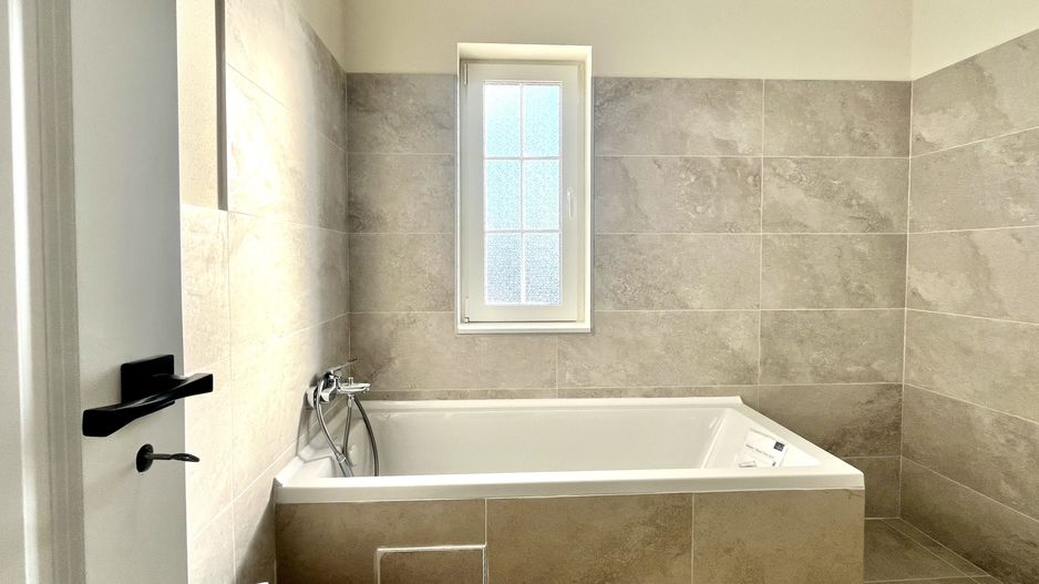 Duplex premium în Moșnița Nouă, separat prin camera tehnică, P+ 1 etaj - Poză 14