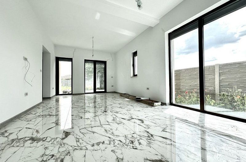 Duplex 5 camere, zona liniștită, in Dumbrăvița - Poză 1