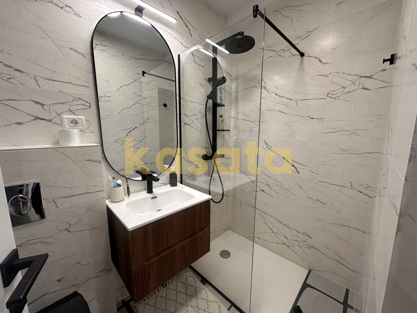 4 camere ultracentral pe Calea Victoriei – LUX - Poză 4