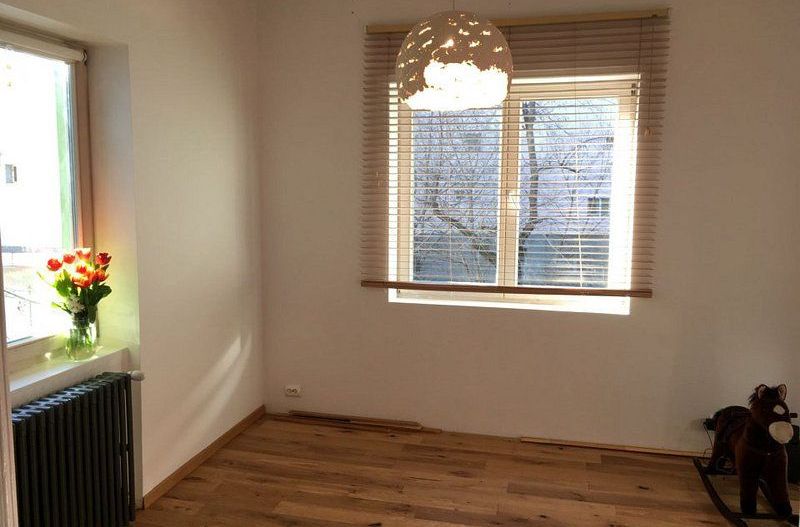 Etaj in vila ideal atelier, cabinet sau locuit, hub, activitati creative - Poză 5