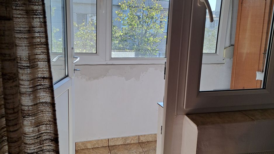 Apartament 2 cam dec, Sid Vest,2 balcoane,mobilat si utilat - Poză 8