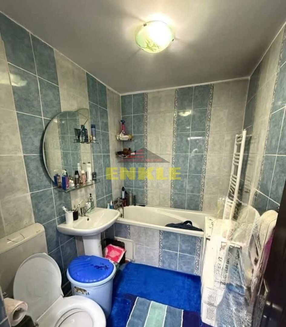 De vanzare apartament cu 3 camere, zona Mall - Poză 6