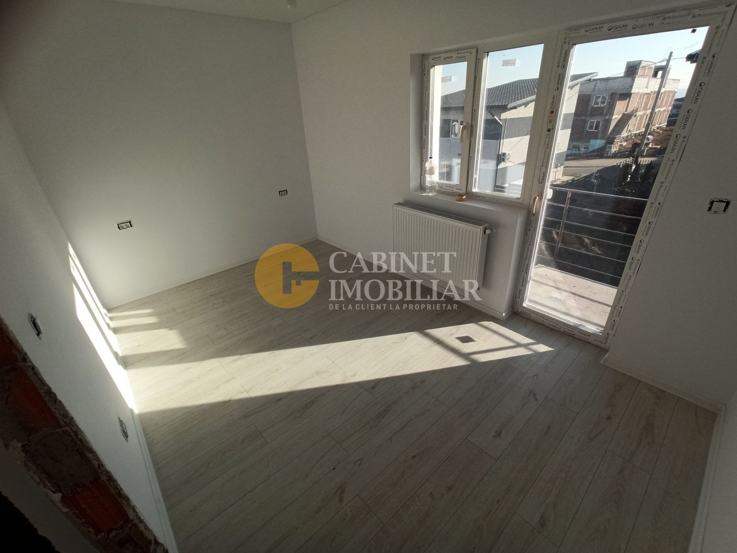 APARTAMENT 2 CAMERE - 50 MP - LOC DE PARCARE - SOSEAUA REDIU - Poză 1