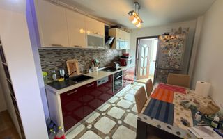 APARTAMENT 3 CAMERE ETAJ 3 VIȘOI CAMPULUNG - Poză 9
