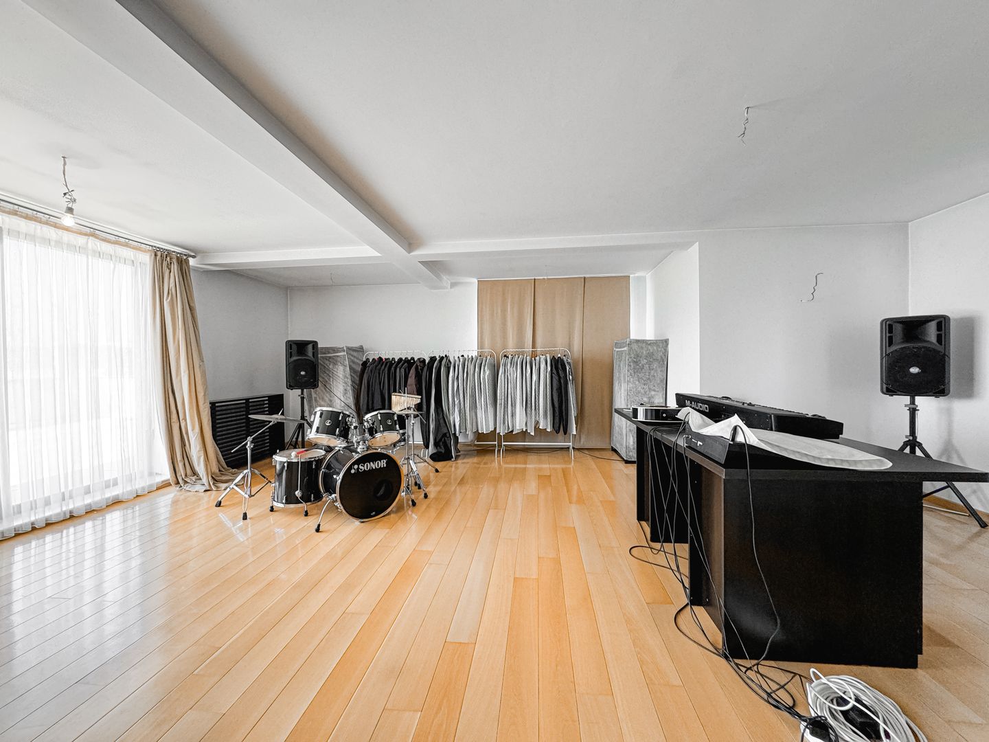 Vilă Individuală Premium | 11 Camere | Zona Pipera - Iancu Nicolae - Poză 31