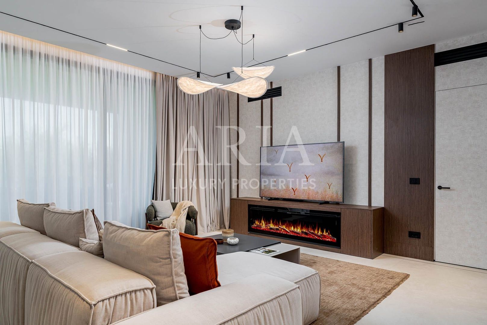 DREAM VILLA by the forest SPA POOL - Poză 17