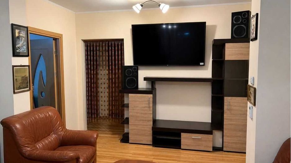 Apartament 4 camere 97 mp, decomandat, bloc 1989, Sebastian - Poză 2