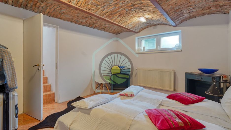 CASA INDIVIDUALA- DEALUL CETATII BRASOV - Poză 21