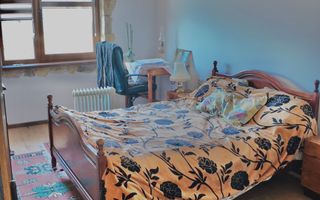 Casa de vanzare in Targoviste - 5 camere, 2 garaje, teren generos - Poză 14