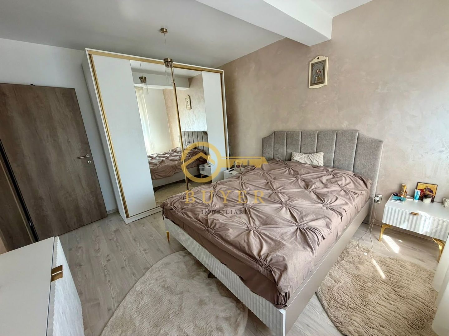 Apartament cu 2 cam, complet mobilat si utilat- Balcon si camara - Poză 1