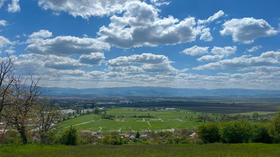 TEREN INTRAVILAN DE VÂNZARE – 3.610 MP | VIILE SIBIULUI | INVESTIȚIE - Poză 1