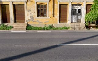 Casa 205 mp | Teren 2.379 mp | Potential comercial | Acces direct DN - Poză 2