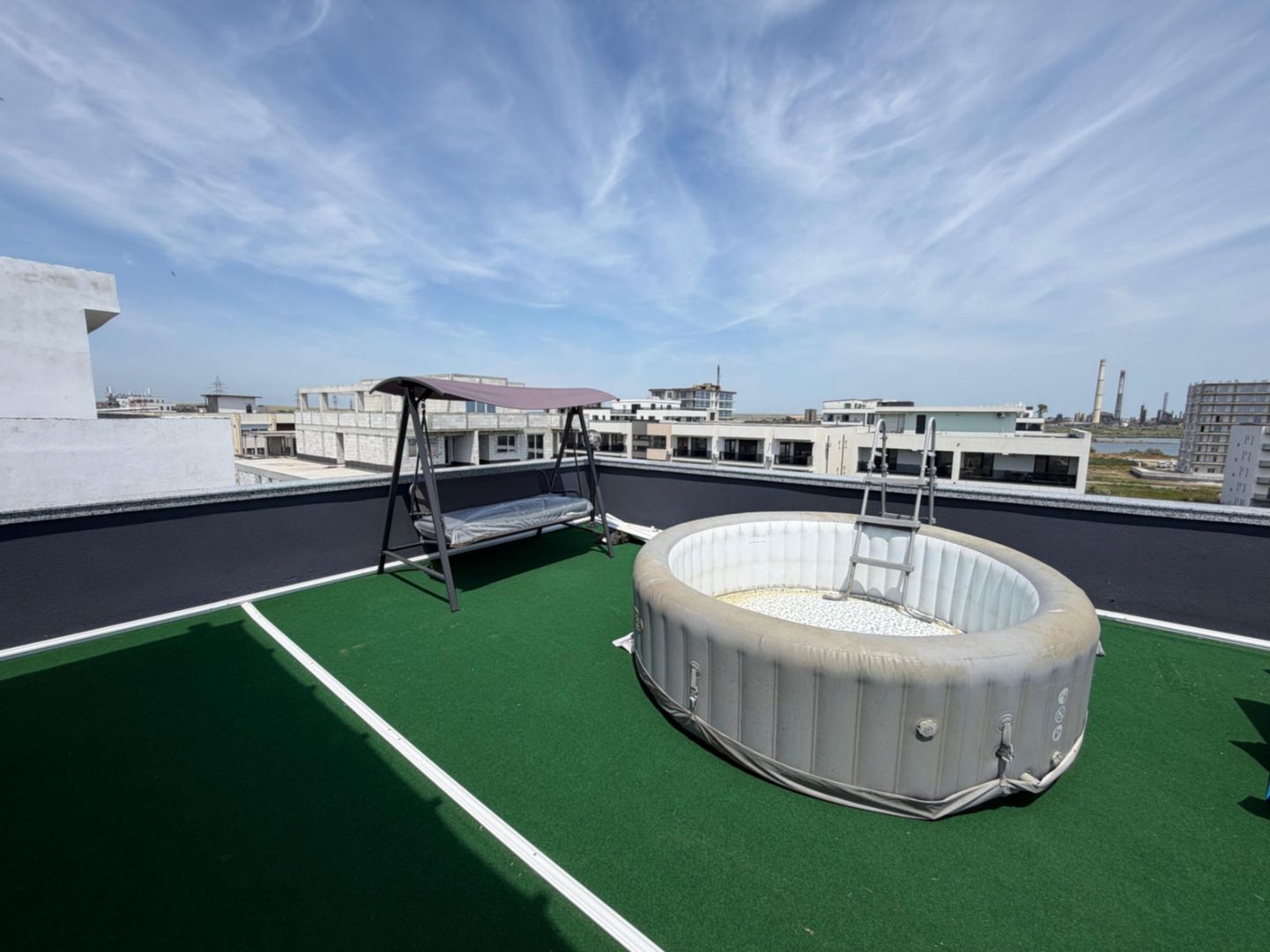 Penthouse Mamaia + 2 terase + curte 3 locuri de parcare - Poză 11