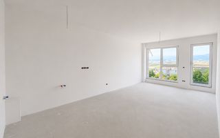 Apartament 2 camere + gradina 50 mp, la cheie , Cristian - Poză 2