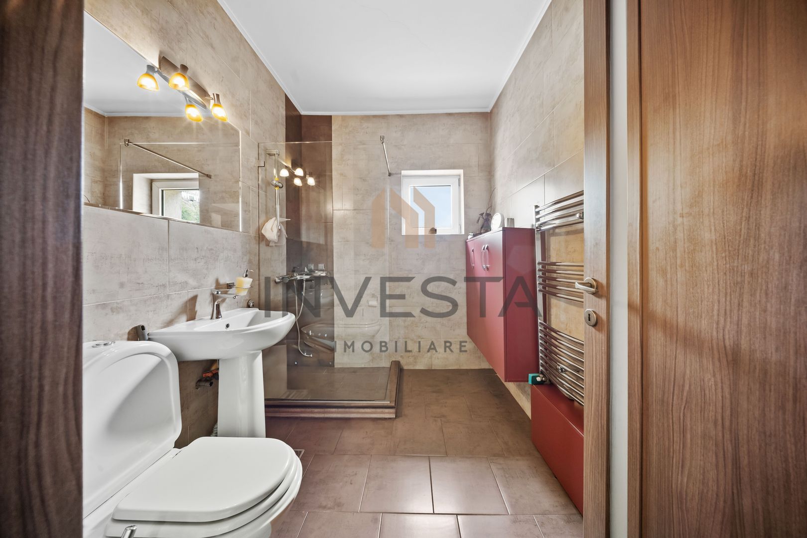 Vila ideala pentru locuința, clinica sau birouri! - Poză 10