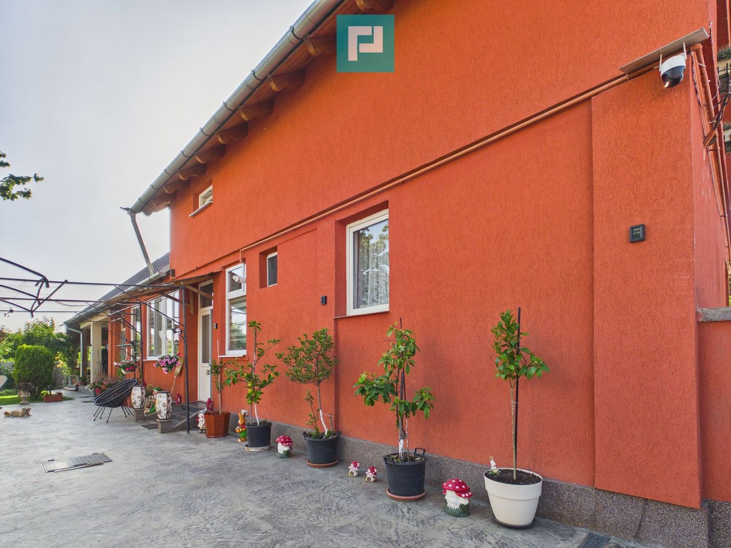 Casă cu 4 camere ultracentral în Vladimirescu - Poză 6