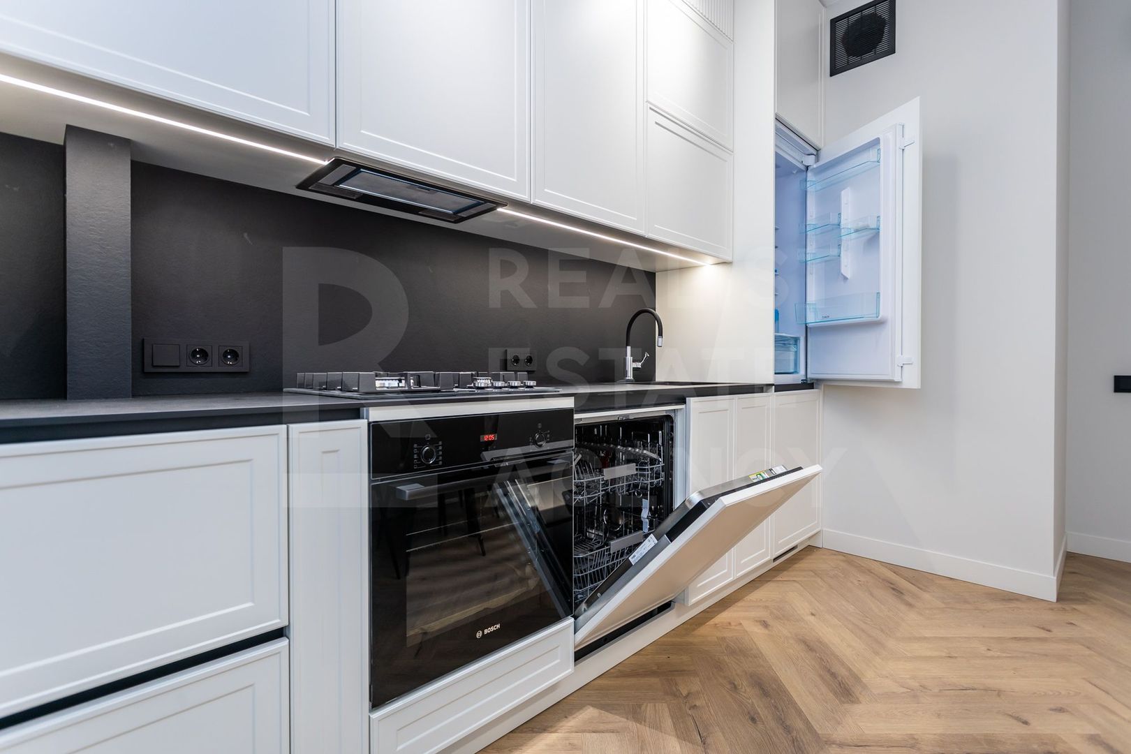 Vânzare, apartament, 2 camere, str. Vasile Lupu, Buiucani - Poză 7