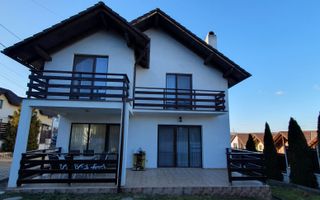 Casă individuală elegantă – Corunca, curte spațioasă - Poză 1