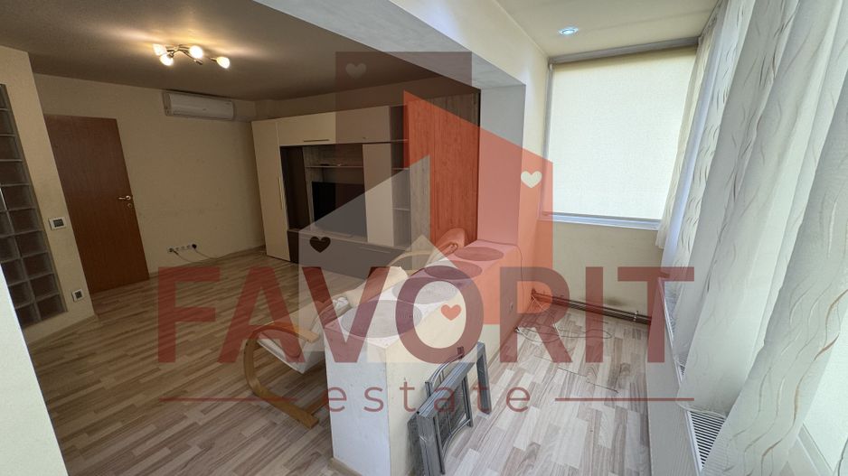 Disponibil imediat. Etaj 1. Centrala proprie. Vedere pe 2 parti. - Poză 3