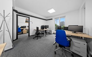 Cladire birouri moderna, 500 mp, parcare si curte zona Republicii - Poză 3