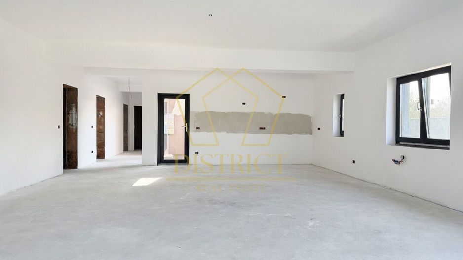 Casa individuala pe parter cu 5 camere | Mosnita Noua - Poză 9