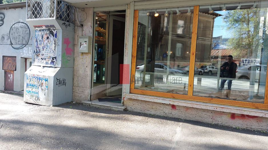 Spatiu comercial Universitate-Armeneasca, vitrina mare, trafic pietonal si auto - Poză 17