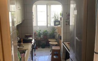 Decomandat parcare etaj intermediar 3 camere Bulevardul Chisinau - Poză 6