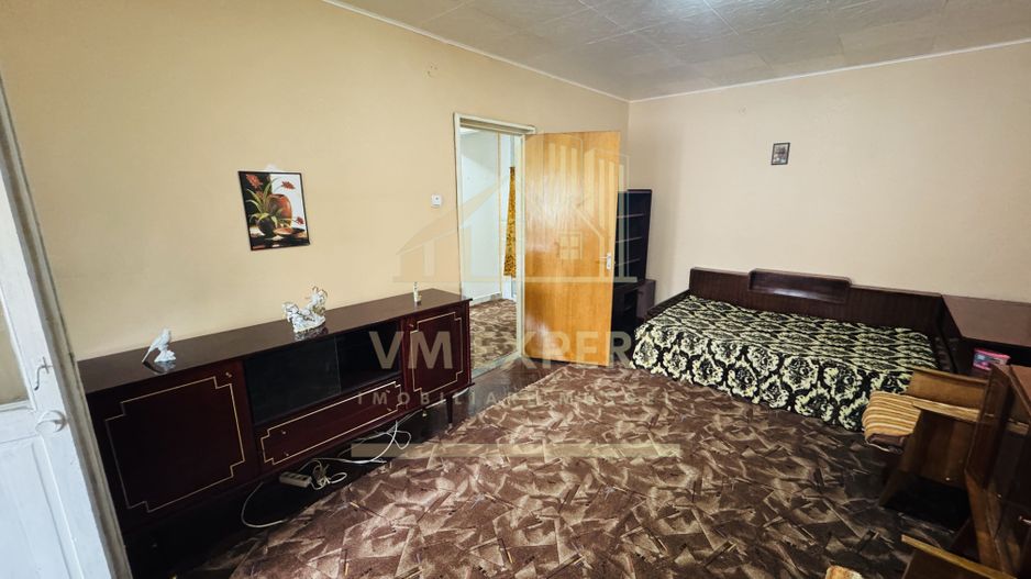 APARTAMENT 2 CAMERE ETAJ 4 CAMPULUNG VIȘOI - Poză 3
