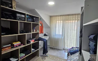 Casă cu piscină și garaj, teren 775 mp – Valea Borcutului - Poză 14